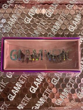 Glamnetic False Eyelashes - Black VIP